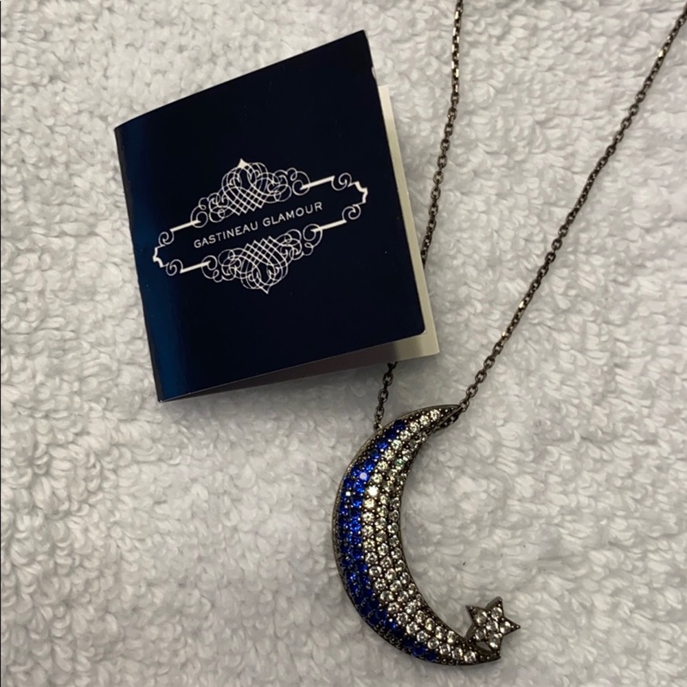 Gastineau Glamour moon and star sapphire necklace